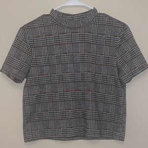 Ardene Chic Plaid Short Sleeve Women's Top Tshirt Size Medium Like New $25